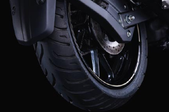 fz 150 back tyre price