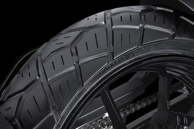 yamaha fz x tyre size