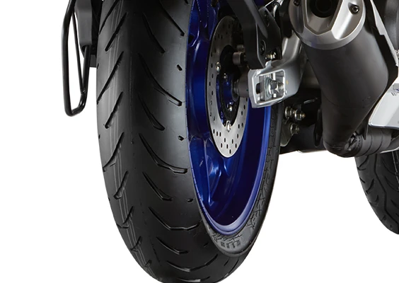 R15 M Super Wide 140 mm Radial Rear Tyre